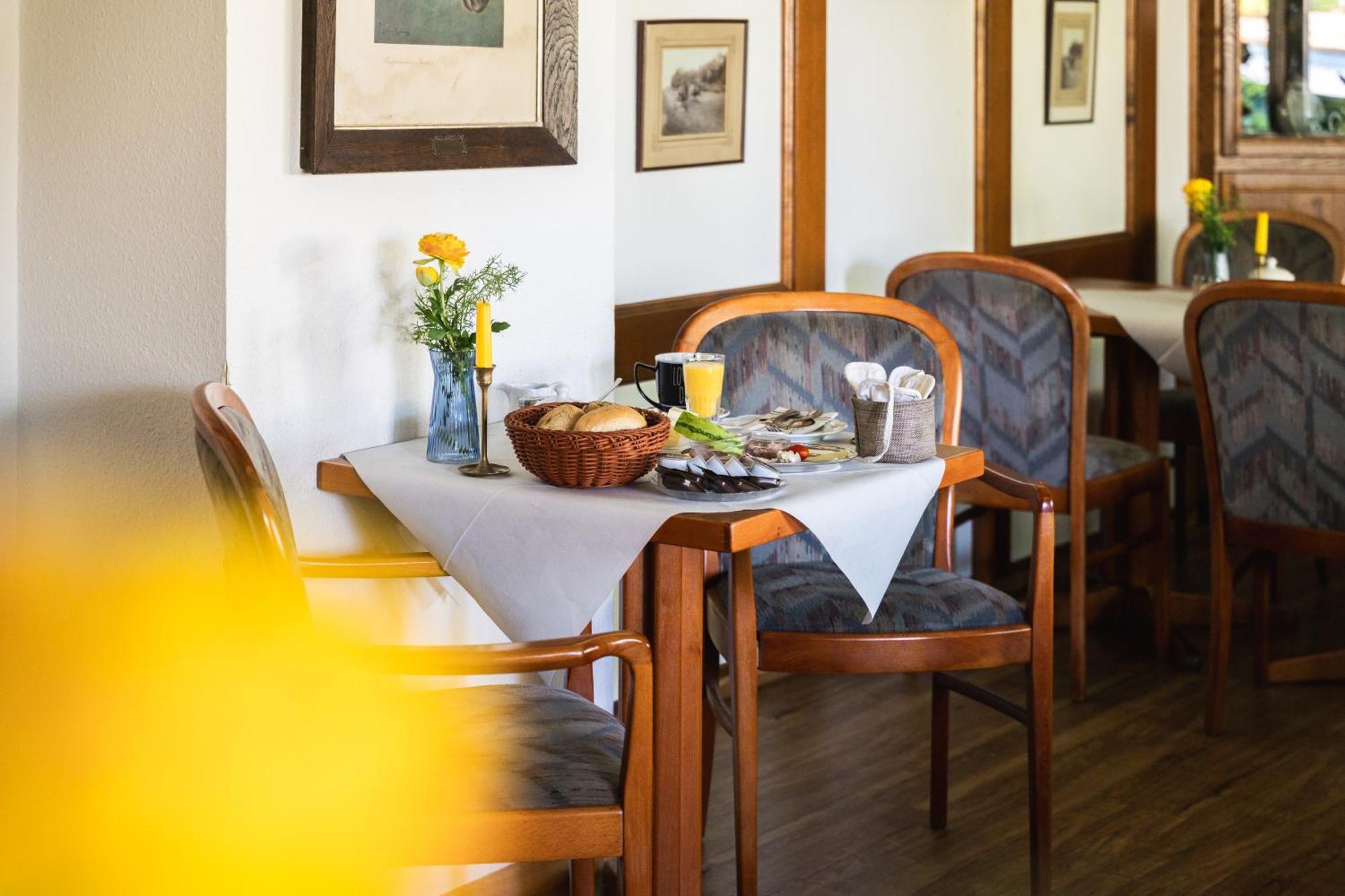 Zur Rennbahn Hotel Drage  Bagian luar foto